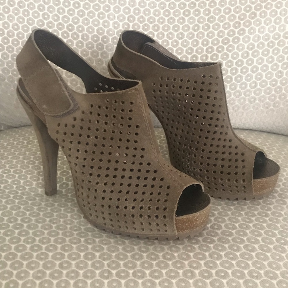 Pedro Garcia Heels 8m
